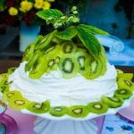 Pravá Pavlovovej torta s kivi